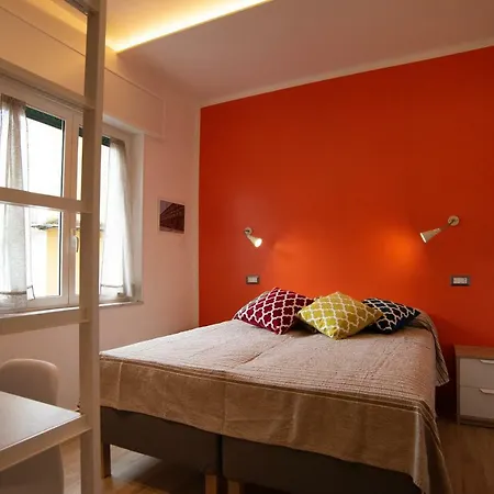 Vanvitelli Domus Konukevi 2*
