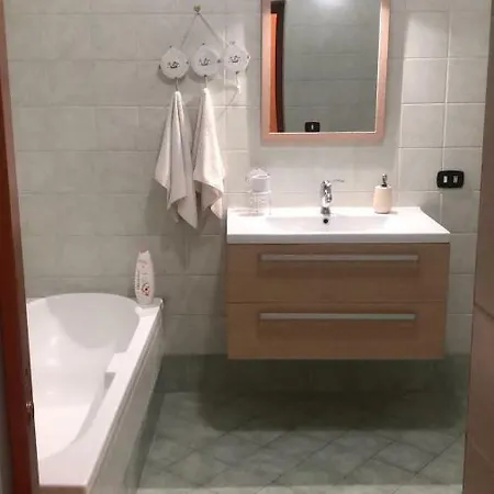 Napule E'notte Apartment Naples
