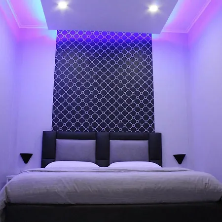 Couette-café Fiumara 3*
