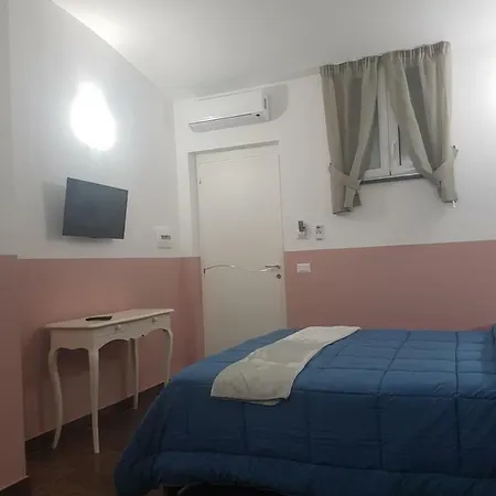 Bed & Breakfast Gradoni Di Chiaia Twenty Three *