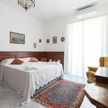 Palazzo Doria D'angri Bed & Breakfast