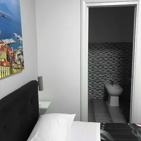 Bed & Breakfast Central Naples