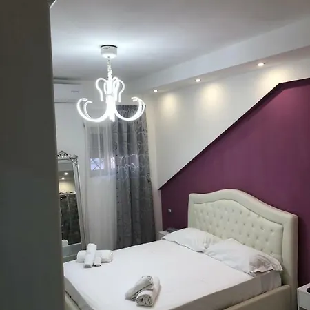 Bed & Breakfast Central Naples