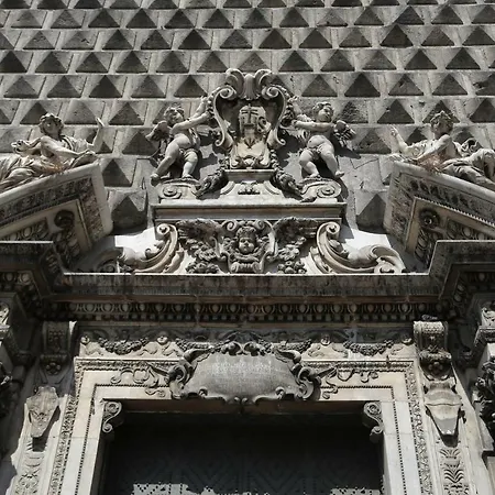 Palazzo Carafa Della Spina