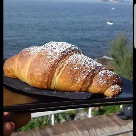 Gradoni Di Chiaia Twenty Three Bed & Breakfast