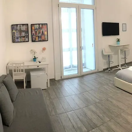 ベッド・アンド・ブレックファスト Martucci Avenue