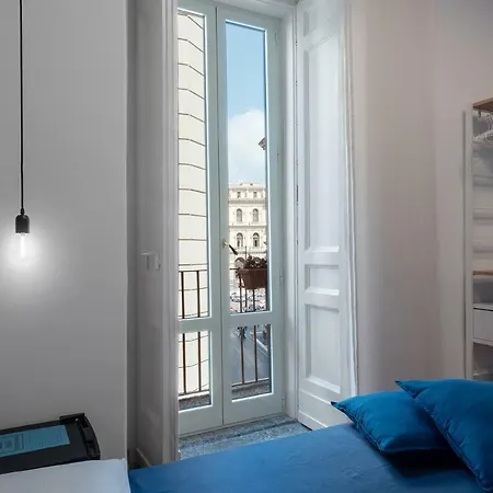Monserrato Couette-café Naples