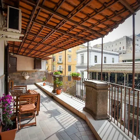Holiday home Il Terrazzino Di Montesanto Naples