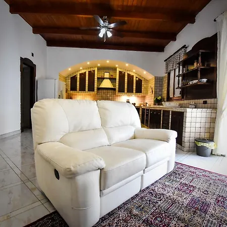 Holiday home Il Terrazzino Di Montesanto Naples