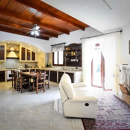 Holiday home Il Terrazzino Di Montesanto Naples