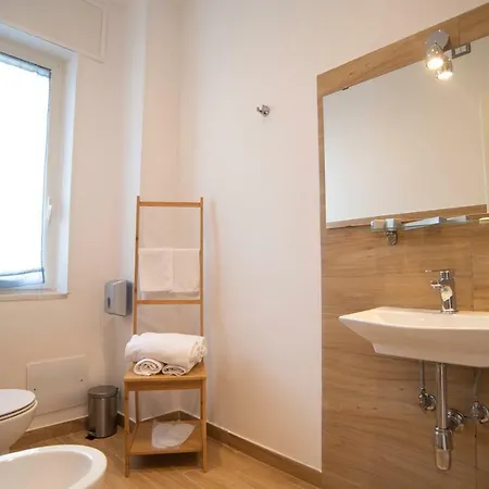 Vanvitelli Domus Konukevi 2*