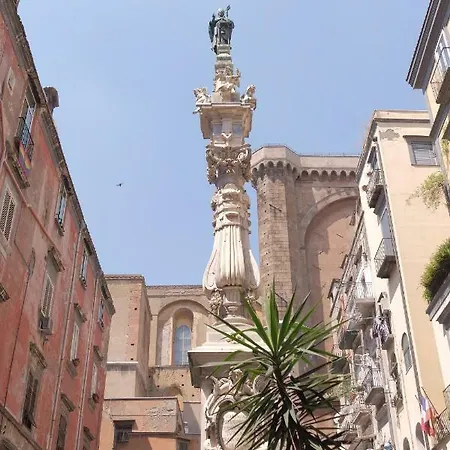 Napoletano Konukevi