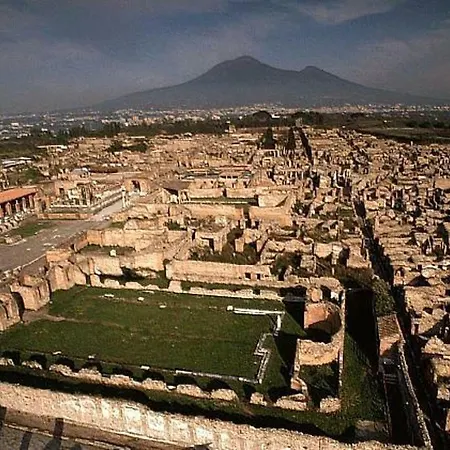 Al Monte Echia Napoli