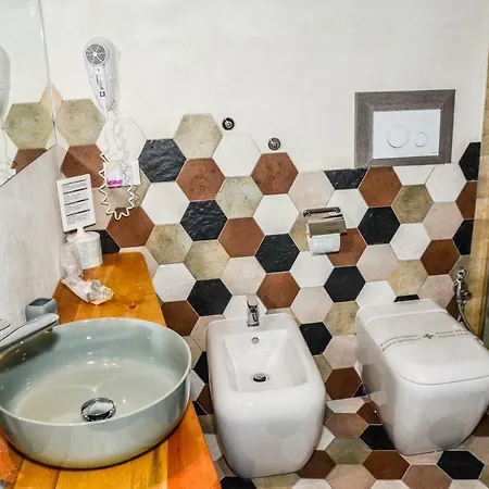 Vicoli Di 3*