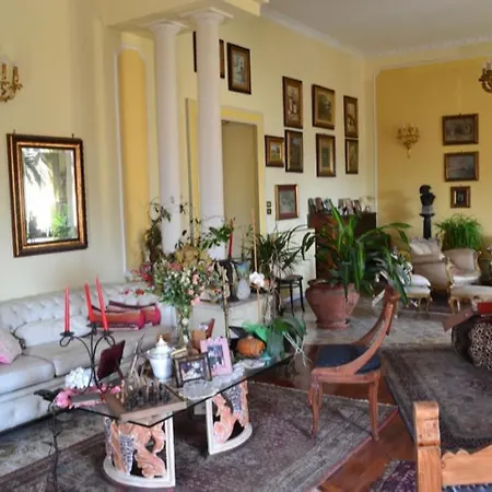 Sulle Tracce Di Sofia Loren Appartamento