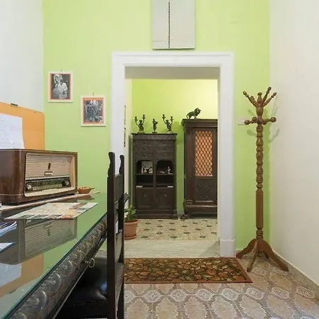 Couette-café Casa Mariella 3*
