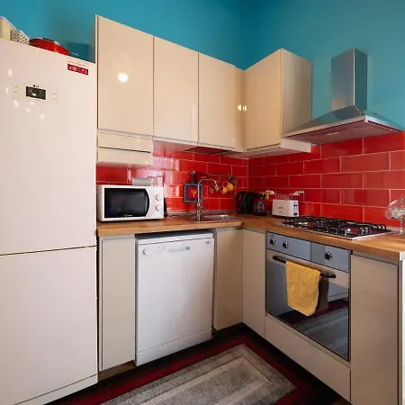 Apartment Design Next Sorbillo On Tribunali St By Houseinnaples