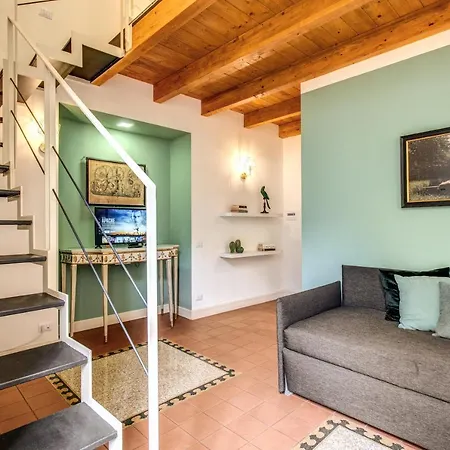 Casa Hosteno Napels