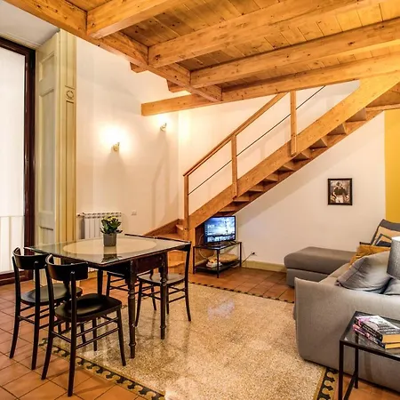 Casa Hosteno Napels