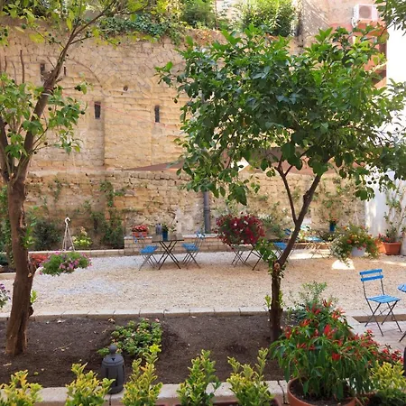 Borgo Vergini Garden Bed & Breakfast Napoli