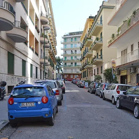 Couette-café Napoliseason & Breakfast 5*