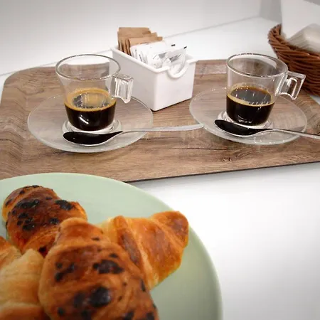 Napoliseason & Breakfast Naples