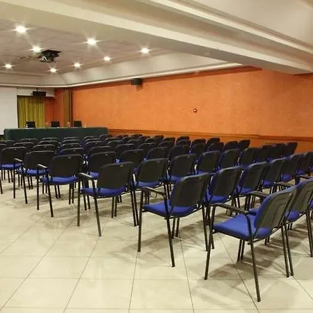 Futura Centro Congressi Отель Неаполь