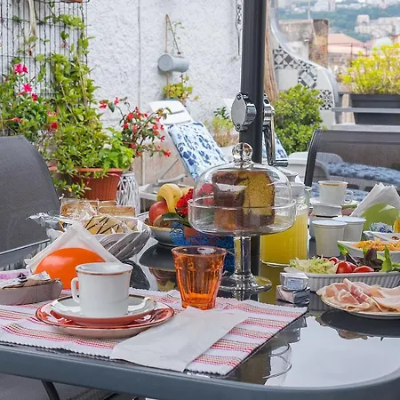 La Terrazza Ai Miracoli * Napoli