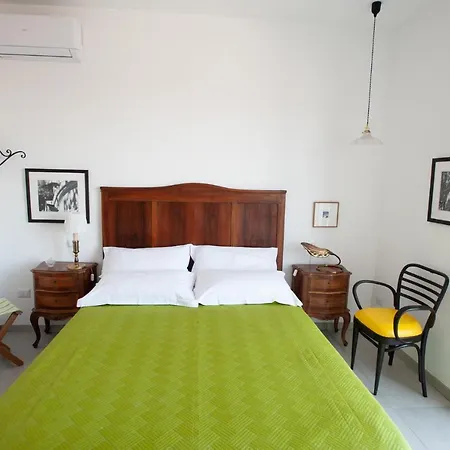 Ichome - Maison D'artiste Pensjonat 2*