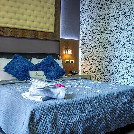 Hotel Angioino &