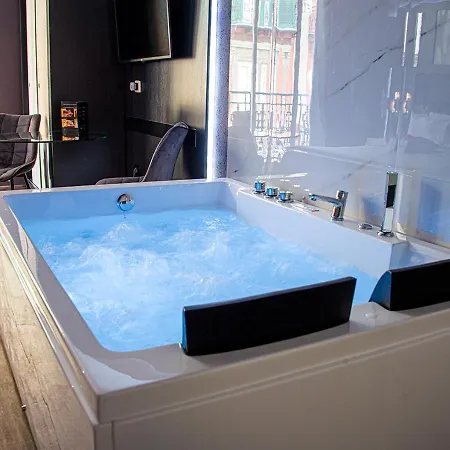Hotel Angioino &