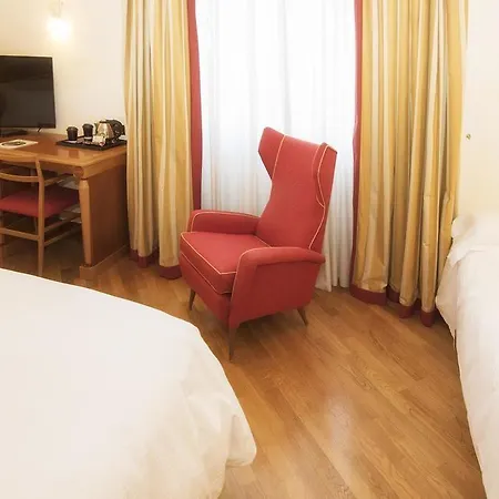 Otel Renaissance Mediterraneo 4*