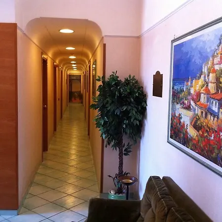 Potenza 3* Naples