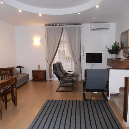 La Residenza Chiaia Short Let Via Chiaia 82 Appartamento