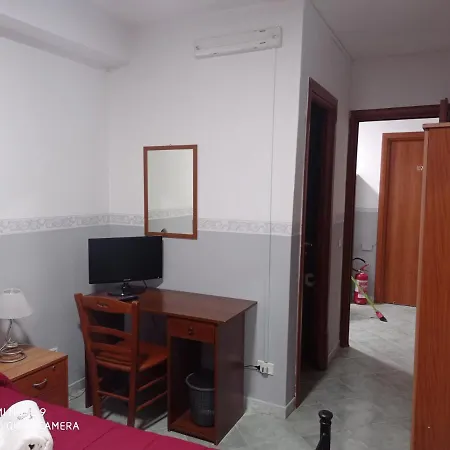 Del Conte Hotel 2*