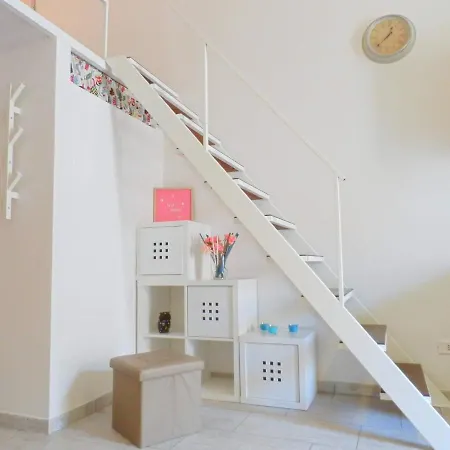 Illy House *