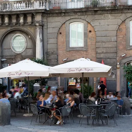 Domus Sansevero Bed & Breakfast