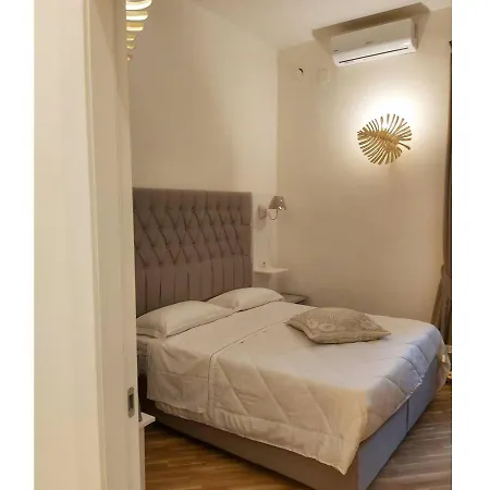 Alcapri Centro Oda ve Kahvaltı Napoli