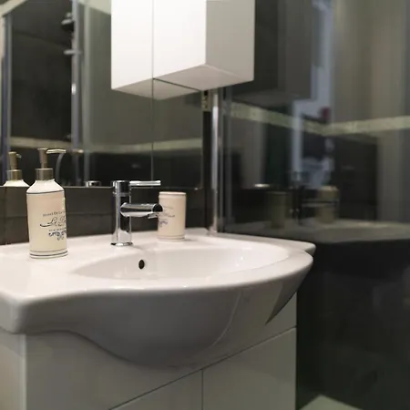 B1flat Mergellina - Appartement *