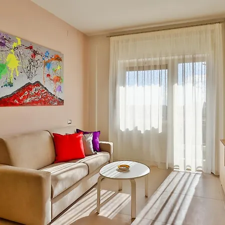 Neapolitan Skyscraper Prázdninový dům