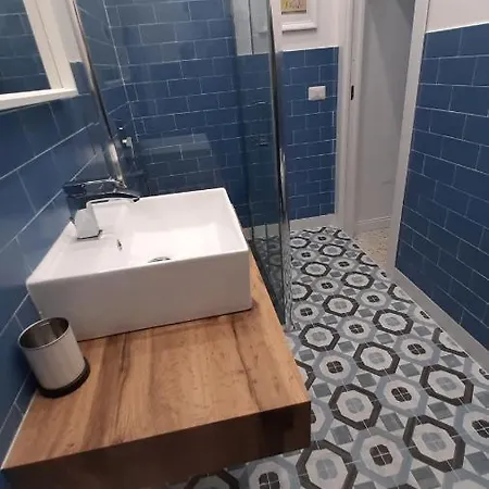 Apartment Palazzetto Di Neubourg Neapel