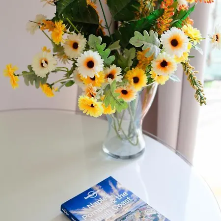 Napolicentro Mare - Sea View & Bed & Breakfast Naples