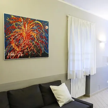 Tatil Evi Maison Flora Napoli