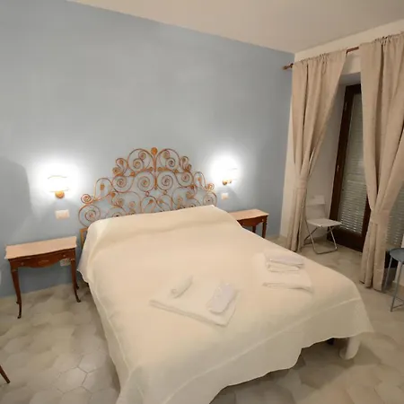 Palazzo De Campora