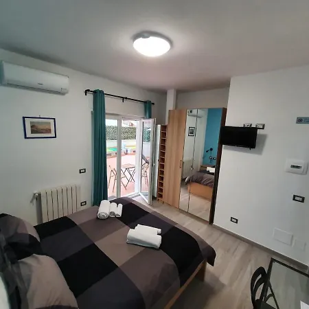 @home Νάπολη