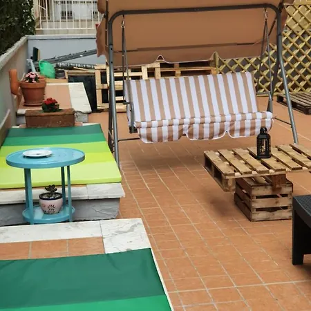 @home * Νάπολη