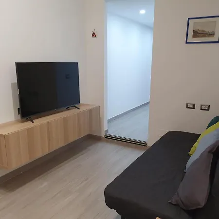 @home Πανσιόν