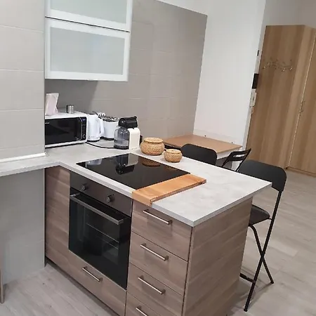 @home * Νάπολη