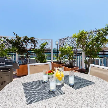 N'attic A Vomero Penthouse Terrace By Napoliapartments ナポリ