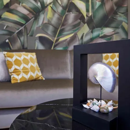 The One Luxury * Naples